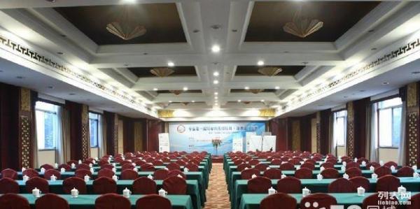 杭州致遠影視 專業婚禮跟拍與會議展覽服務，價格透明品質卓越